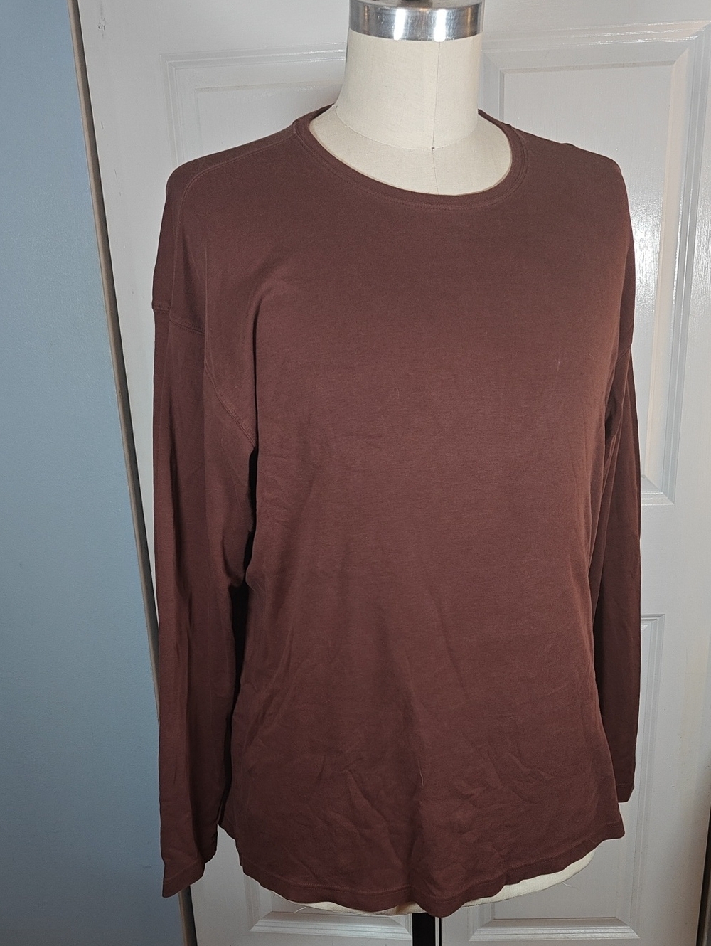 Jos A Bank Men's Brown 100% Pima Cotton Long Sleeve Crewneck T-Shirt XXL